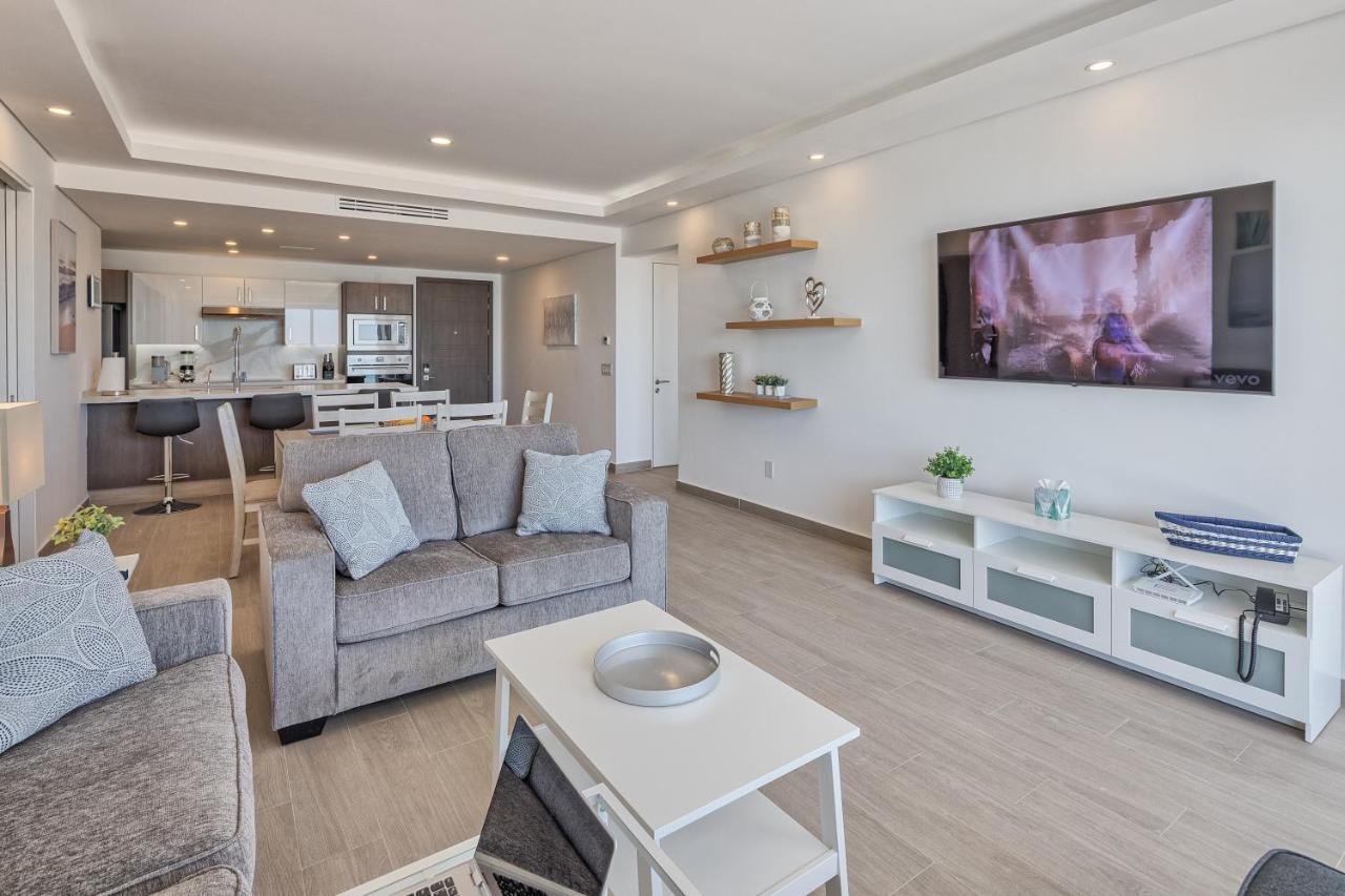 Brand New Contemporary 1 Bed Oceanfront Condo At Encantame Towers Verano E1203 Playa Encanto Buitenkant foto